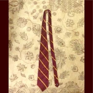 🔥FIRE SALE🔥 Nautica Maroon and Gold Stripe Tie